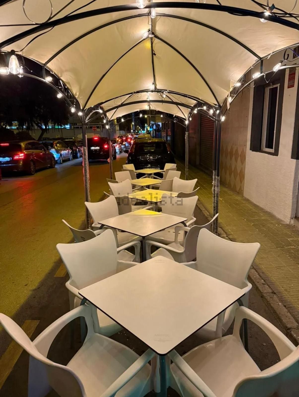 Bar-cafetería: Terraza cubierta